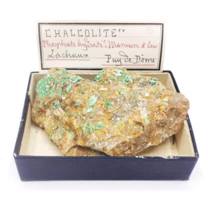 Chalcolite (Torbernite), Lachaux, Puy-de-Dôme, Auvergne.