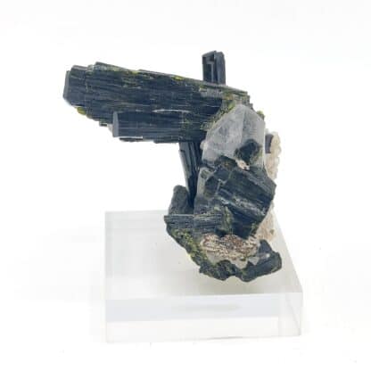 Epidote et Quartz, région d'Ica au Pérou.