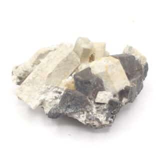 Néphéline & Schorlomite (Grenat), Jebel Bou-Agrao, Midelt, Maroc.