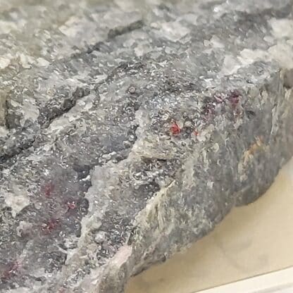 Mercure natif, Mine de Levigliani, Stazzema, Toscane, Italie.