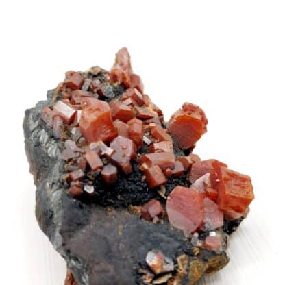 Vanadinite, Taouz, Maroc.