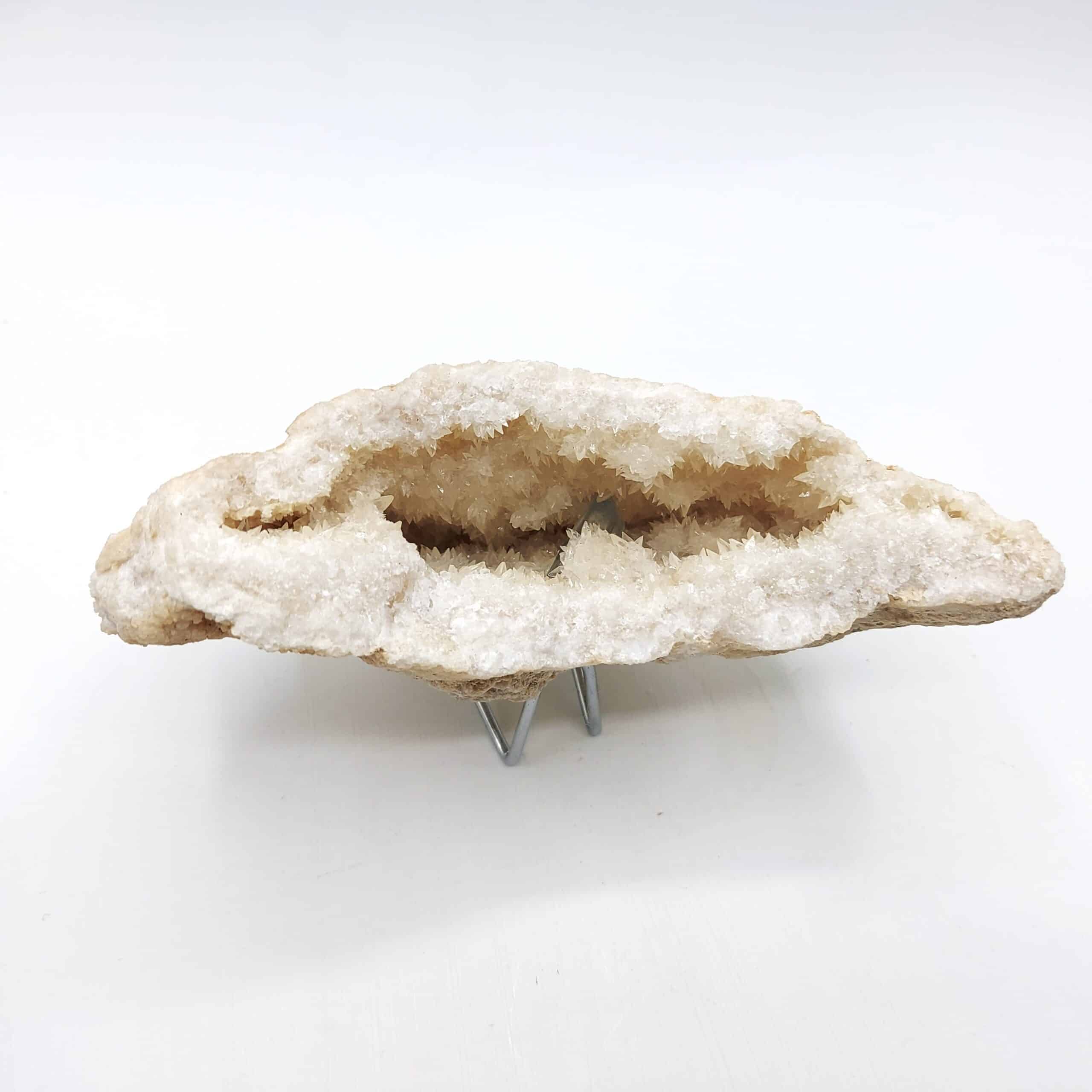 Célestine bleue dans géode de Célestine blanche, Tunisie.