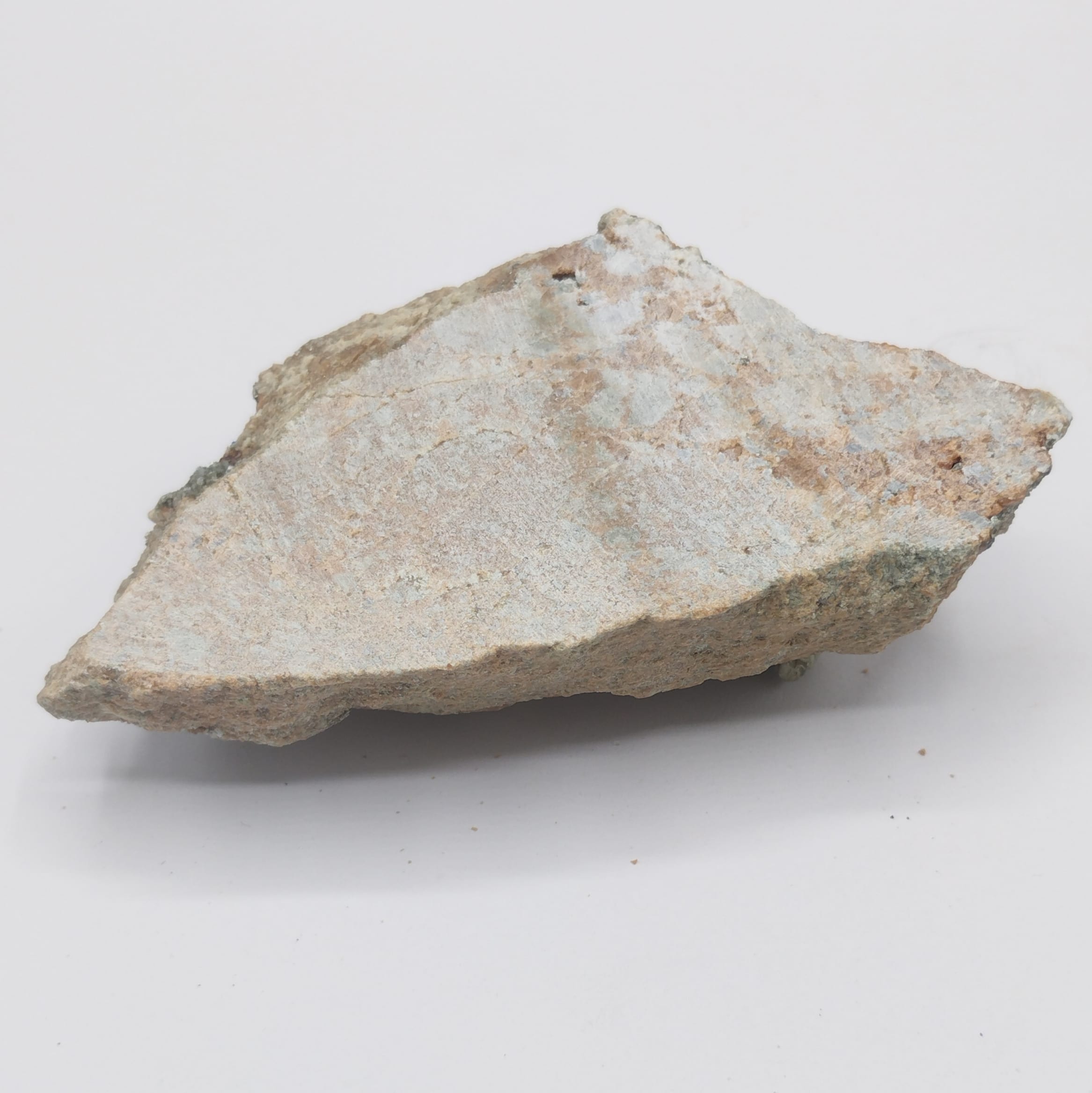 Diopside, Grenat & Chlinoclore, Val d’Ala, Piedmont, Italie.