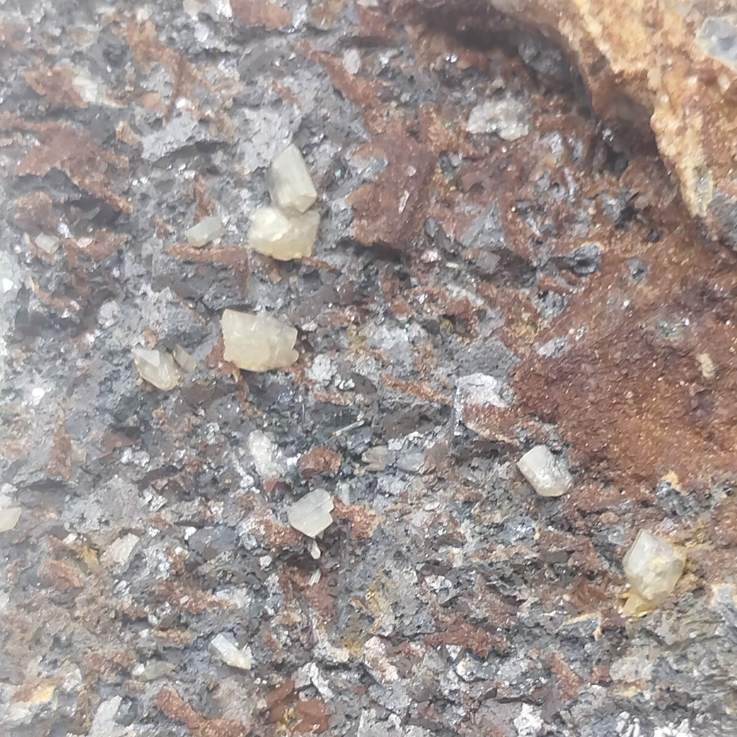 Cérusite, Galène & Sidérite, La Croix-aux-Mines, Vosges.