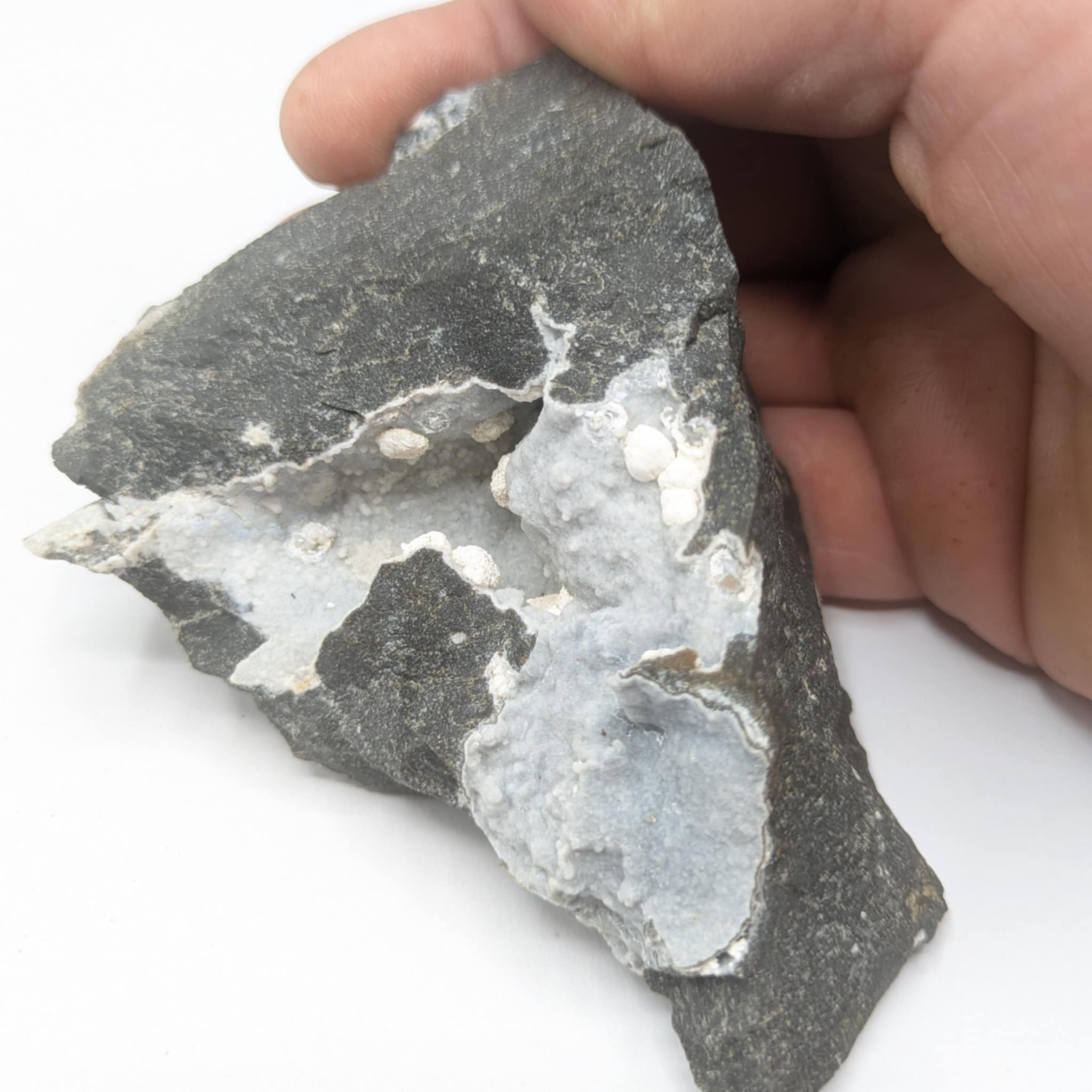 Tacharanite, Puech de Vermus, Espalion, Aveyron.