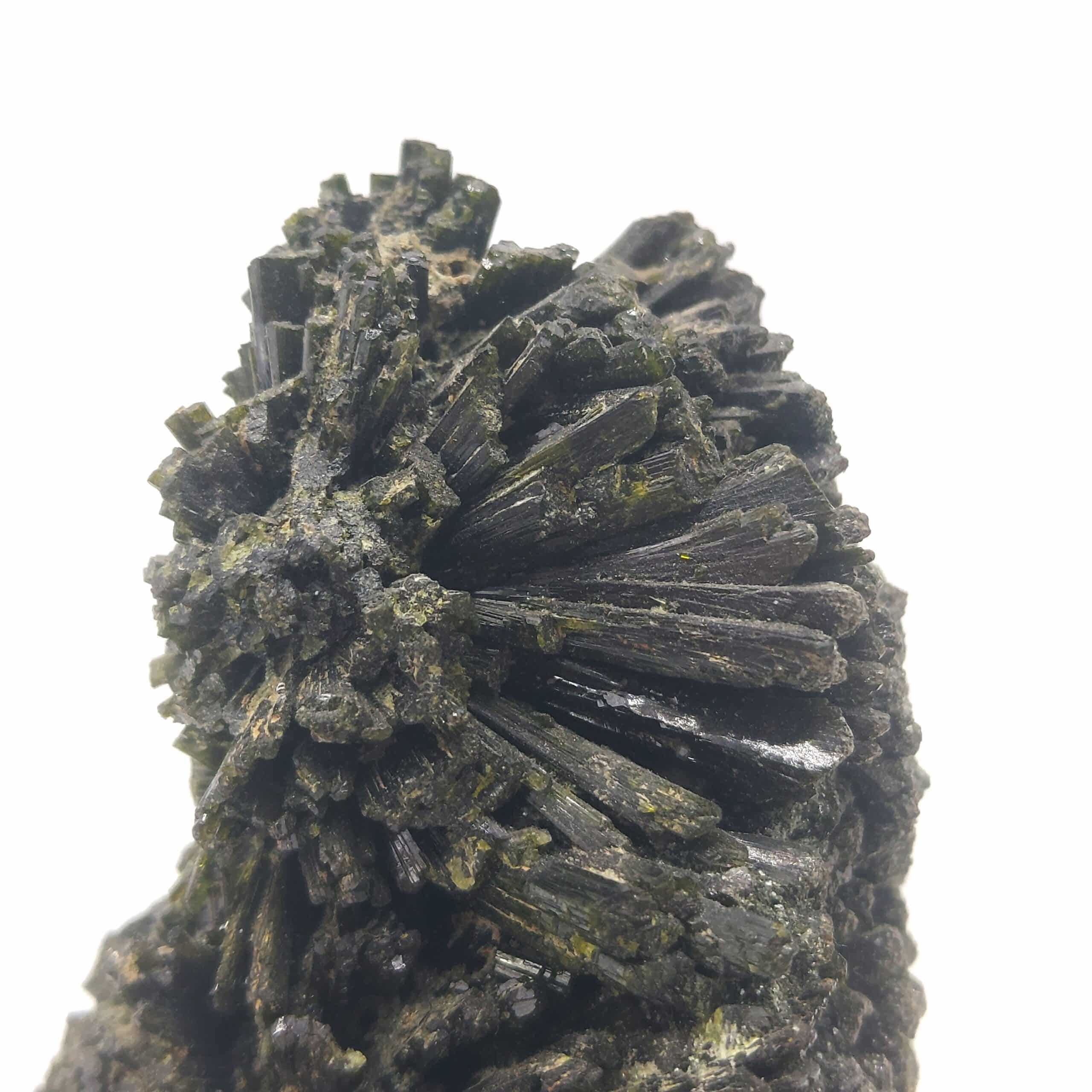 Epidote en provenance de Madagascar.