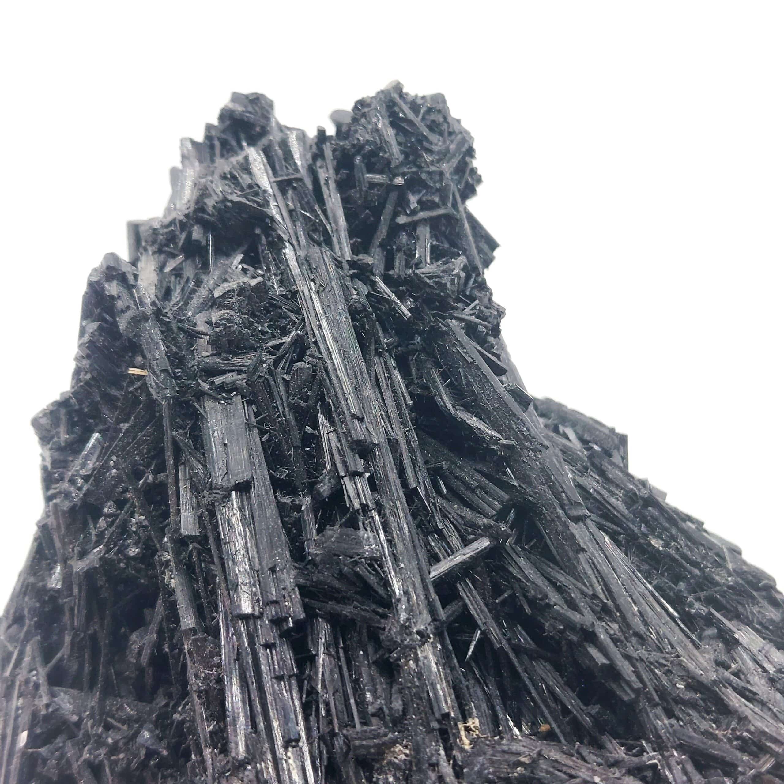 Tourmaline, "Schorlite", en provenance de Chine.