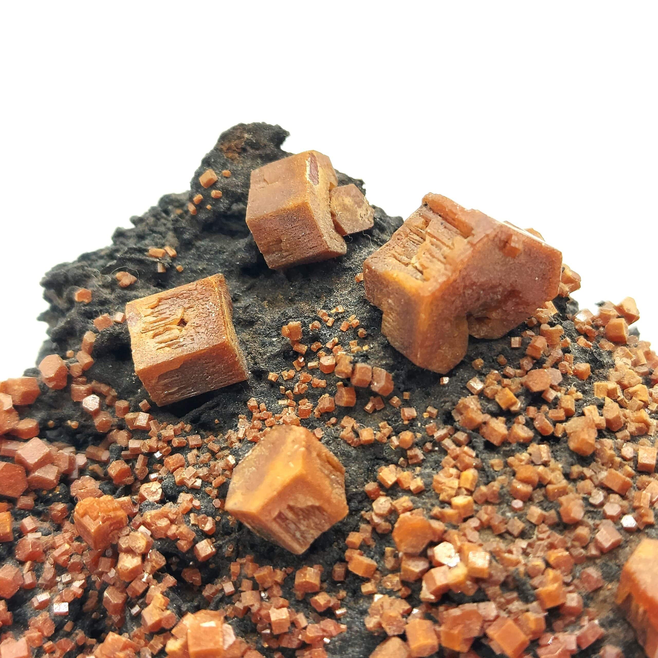 Vanadinite, Taouz, Maroc.