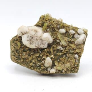 Sphène (Titanite) et Albite, Capelinha, Brésil.