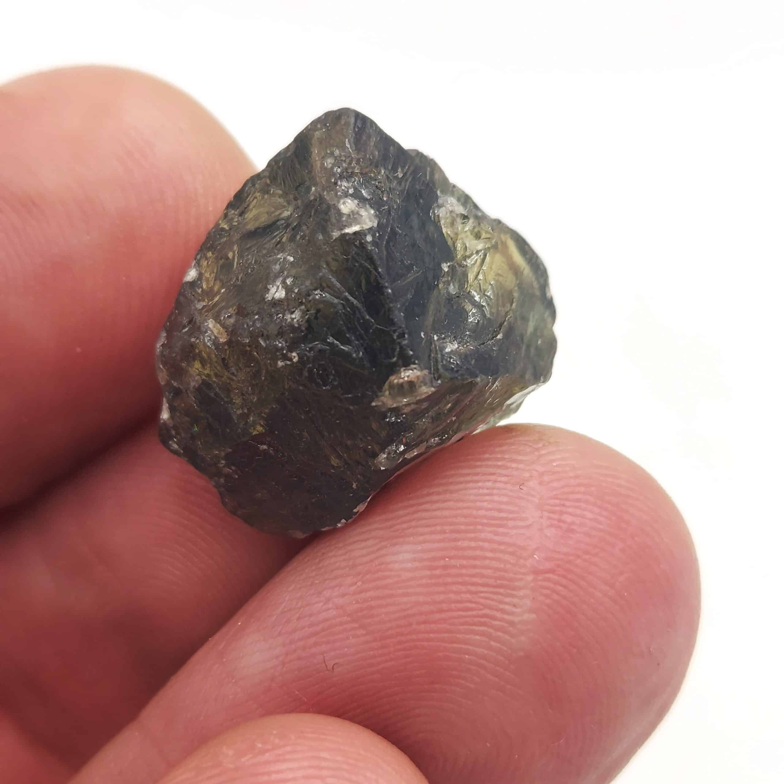 Cristal de saphir, Mogok, (Myanmar), Birmanie.