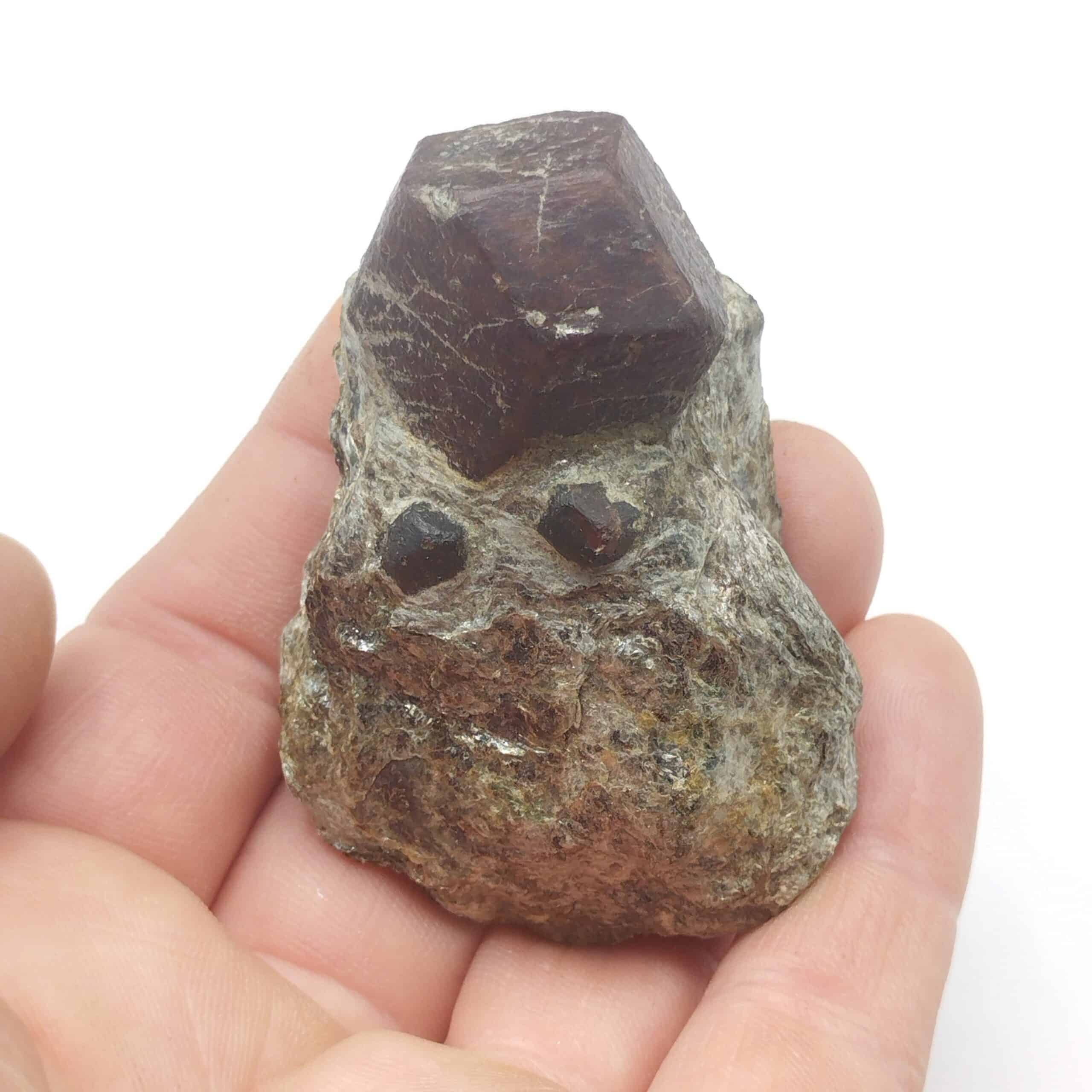 Grenat almandin, Ötztal, Autriche.