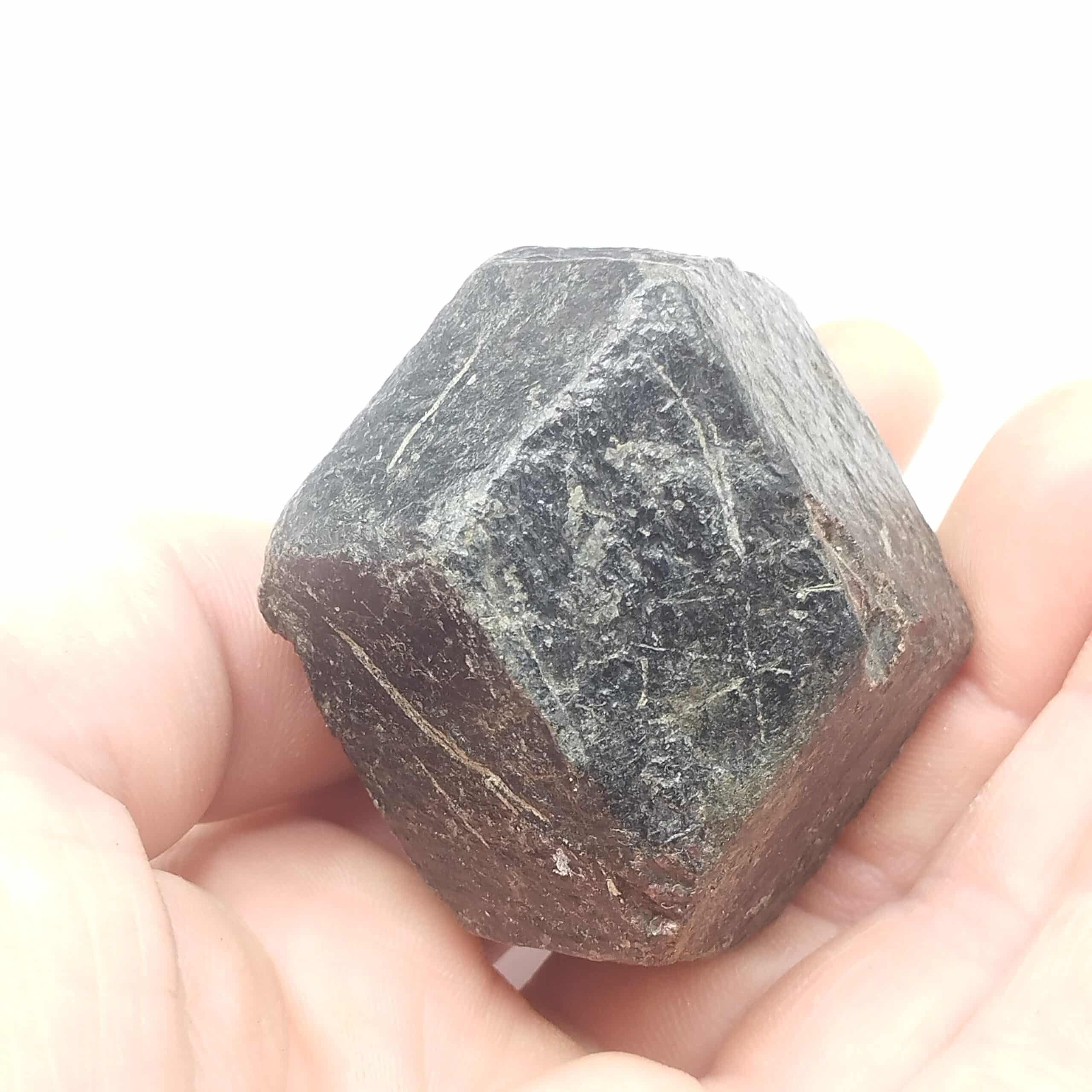 Grenat (Almandin), Ötztal, Autriche.