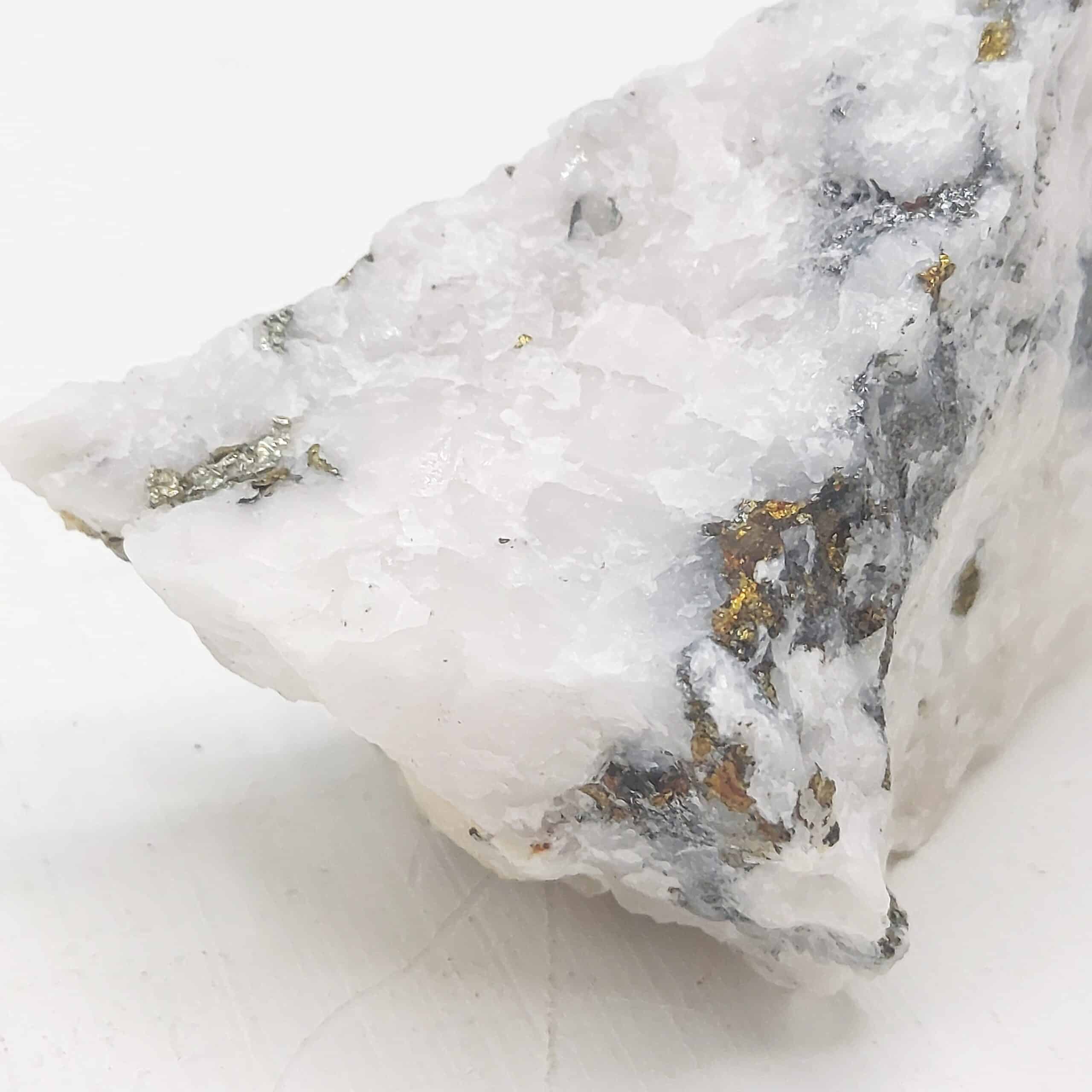 Friedrichite, Chalcopyrite, Quartz, Les Montées Pélissier, Haute-Savoie.