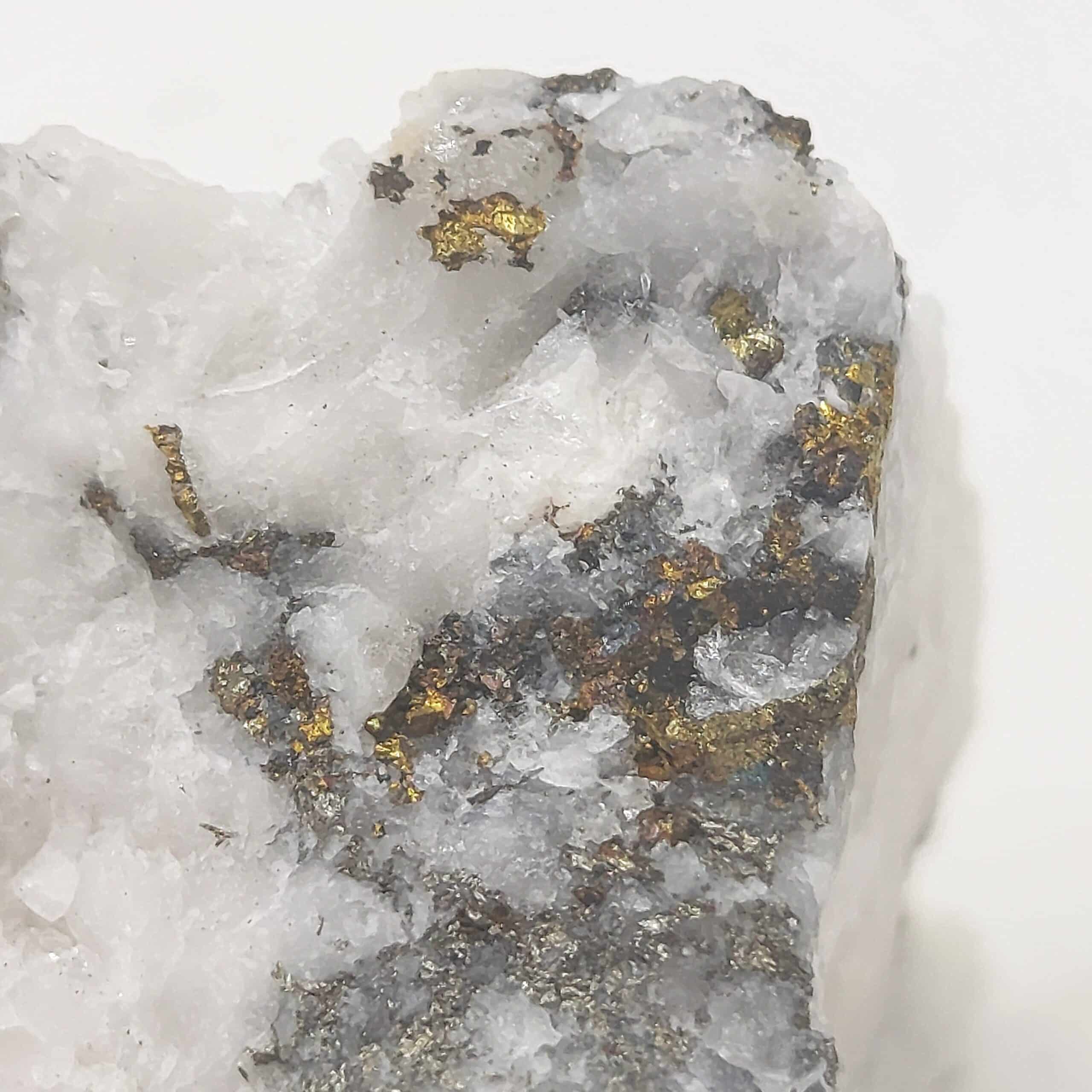 Friedrichite, Chalcopyrite, Quartz, Les Montées Pélissier, Haute-Savoie.