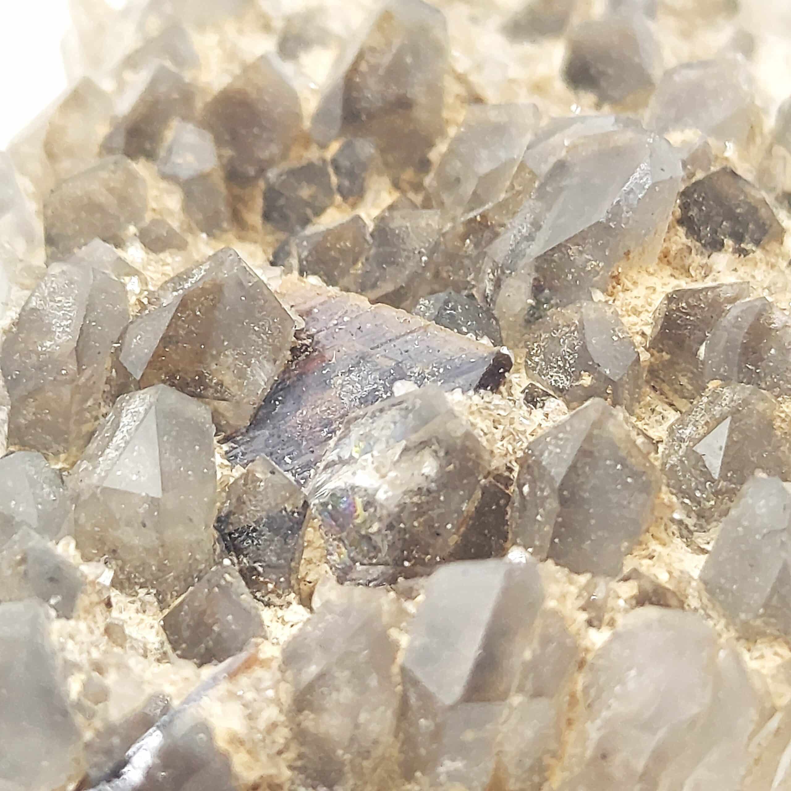 Brookite et Quartz, Tête Noire, Trient, Martigny, Valais, Suisse.