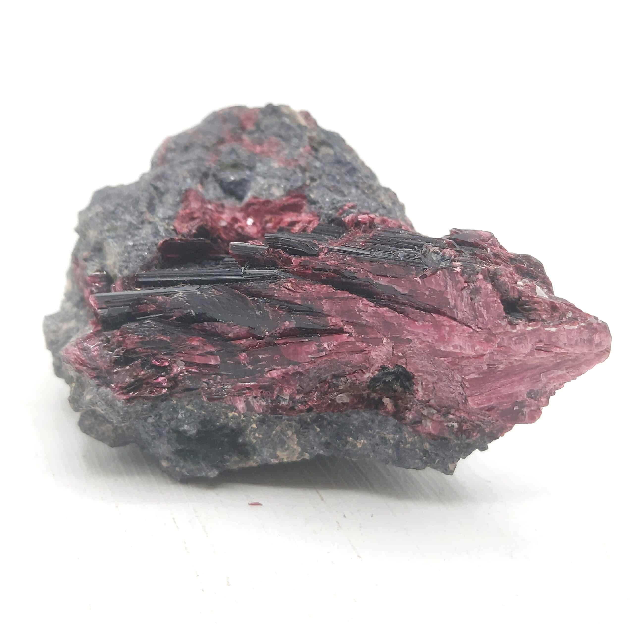 Erythrite, Mine de Bou Azzer, Ouarzazate, Maroc.