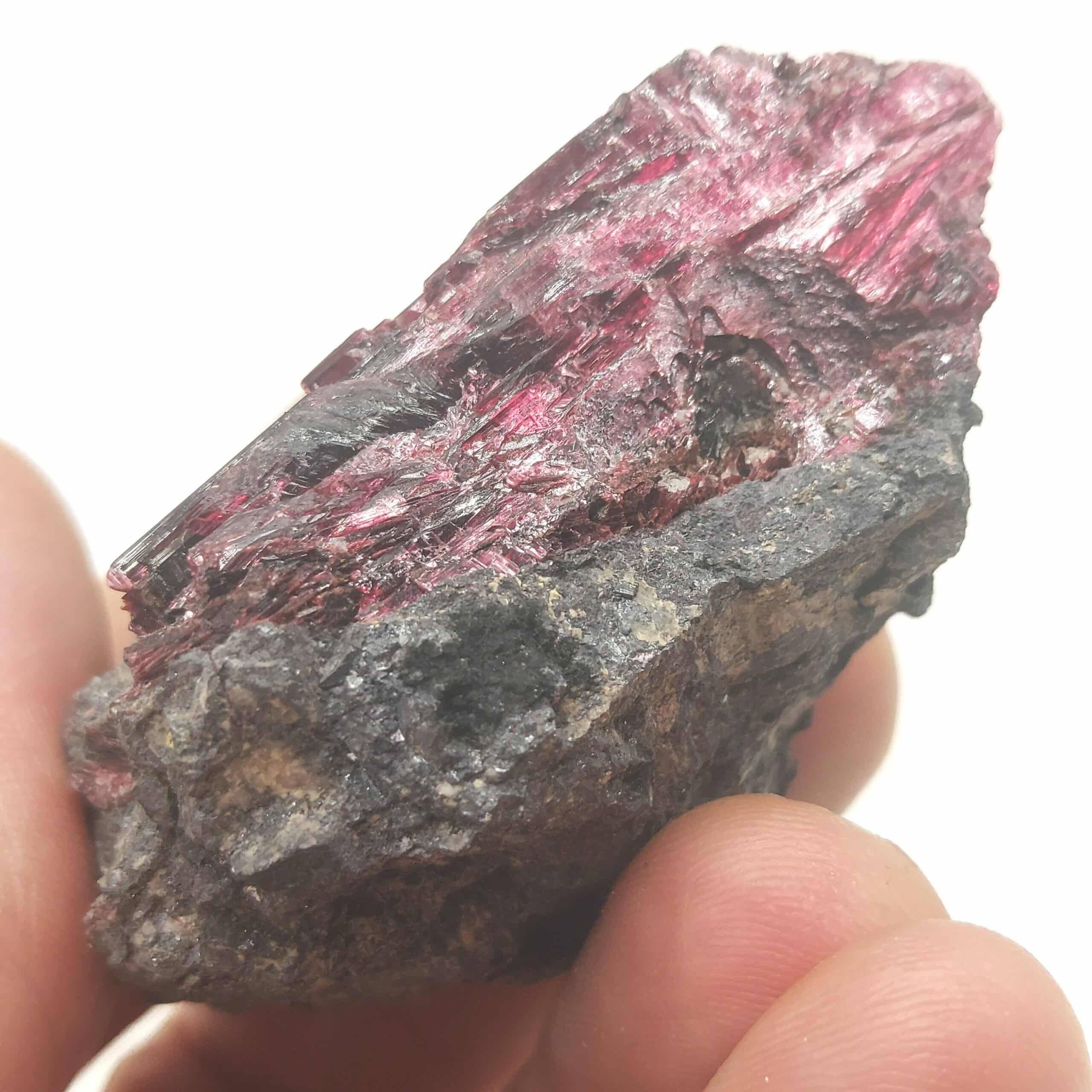 Erythrite, Mine de Bou Azzer, Ouarzazate, Maroc.
