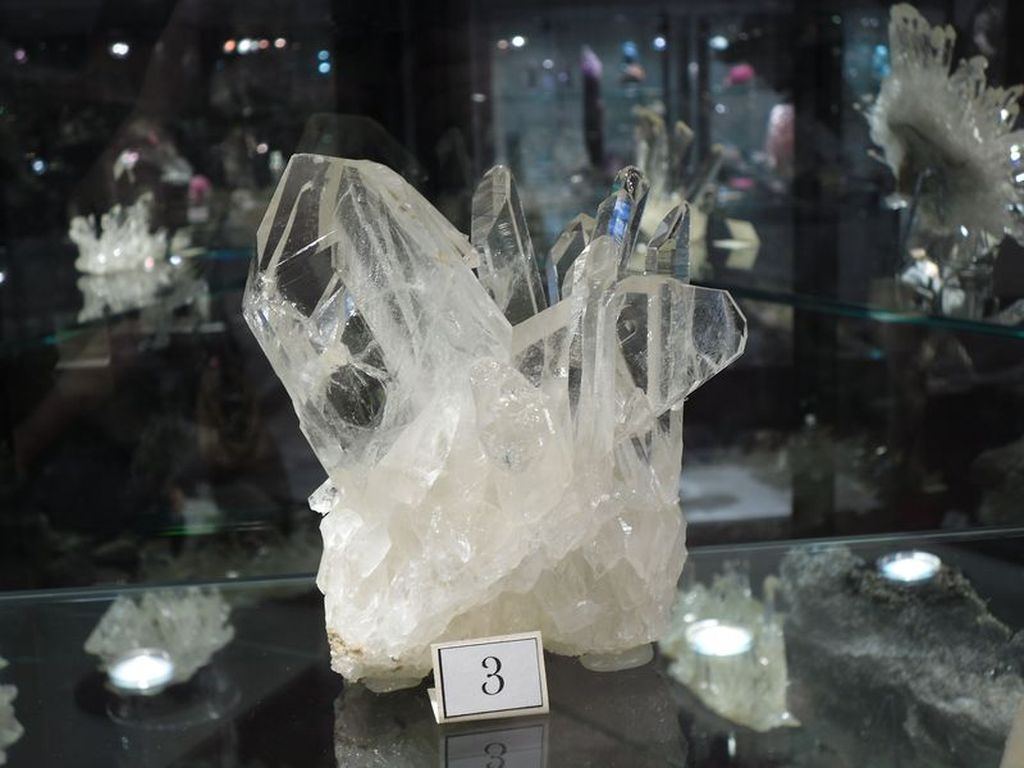 Macle de quartz, mine de La Gardette (Oisans).